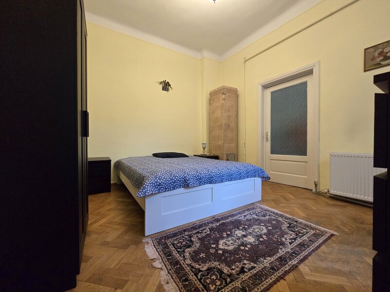 Mihai Eminescu, casa la curte, 75 mp,